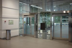 7 Must-Have Features of Automatic Doors